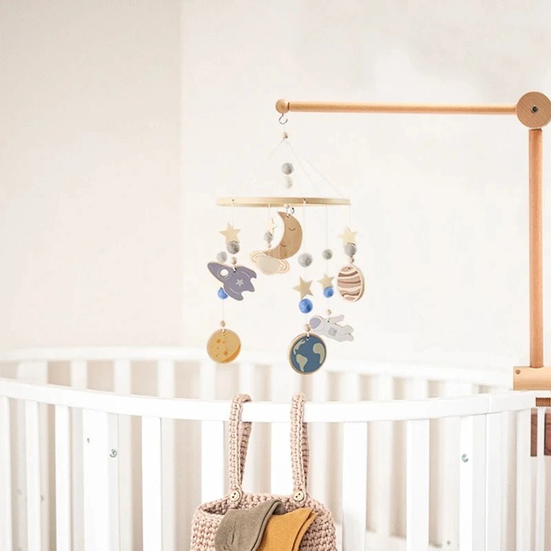 Baby Crib Mobile Rattle Toy For 0 - 12 Months Cartoon Felt Forest Animal Bed Bell Hanging Wooden Bracket Mobile Newbaby Rattle Toy - BookBuch
